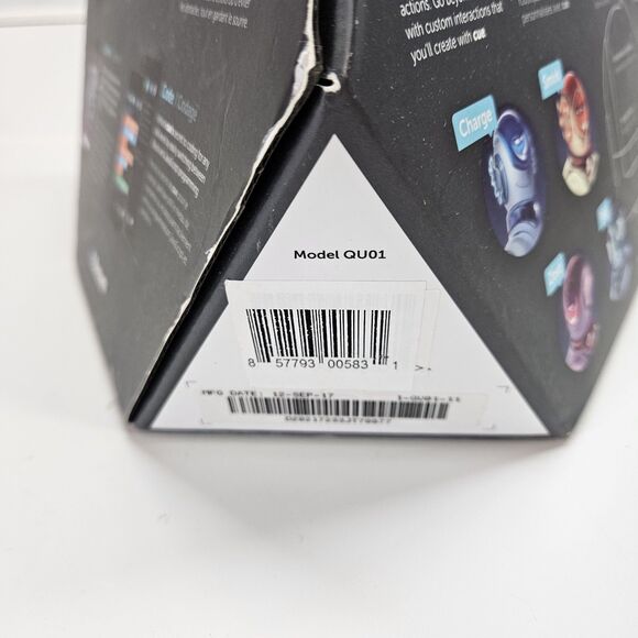 Wonder Workshop Cue the CleverBot Coding Robot Model QU01 Original Box TESTED - Picture 5 of 5